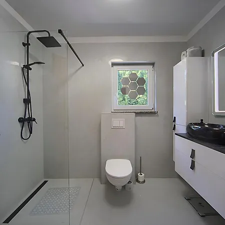 1505 Holiday home *